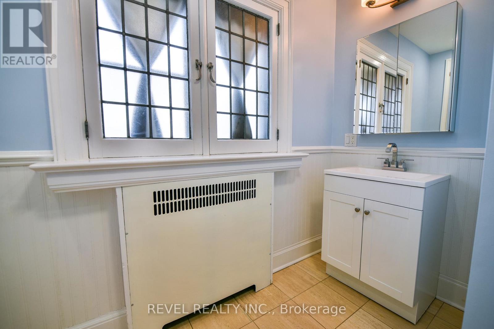 184 HEMLOCK STREET - 29