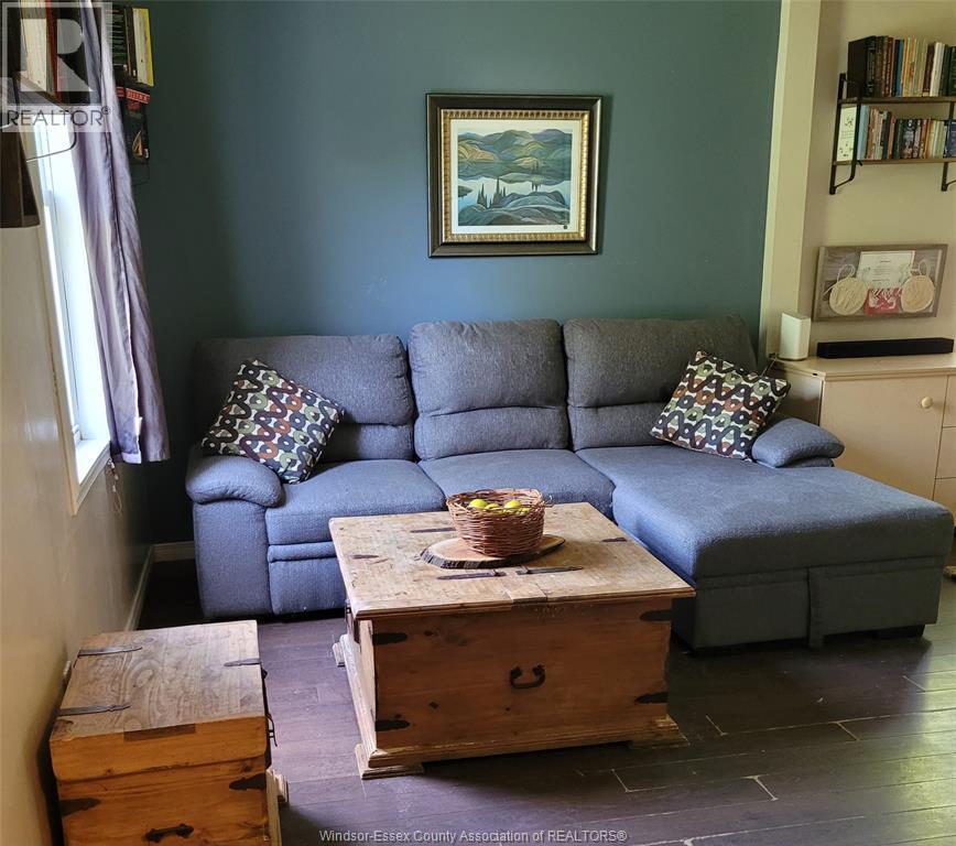 49 KENNEDY, Brantford — photo 3