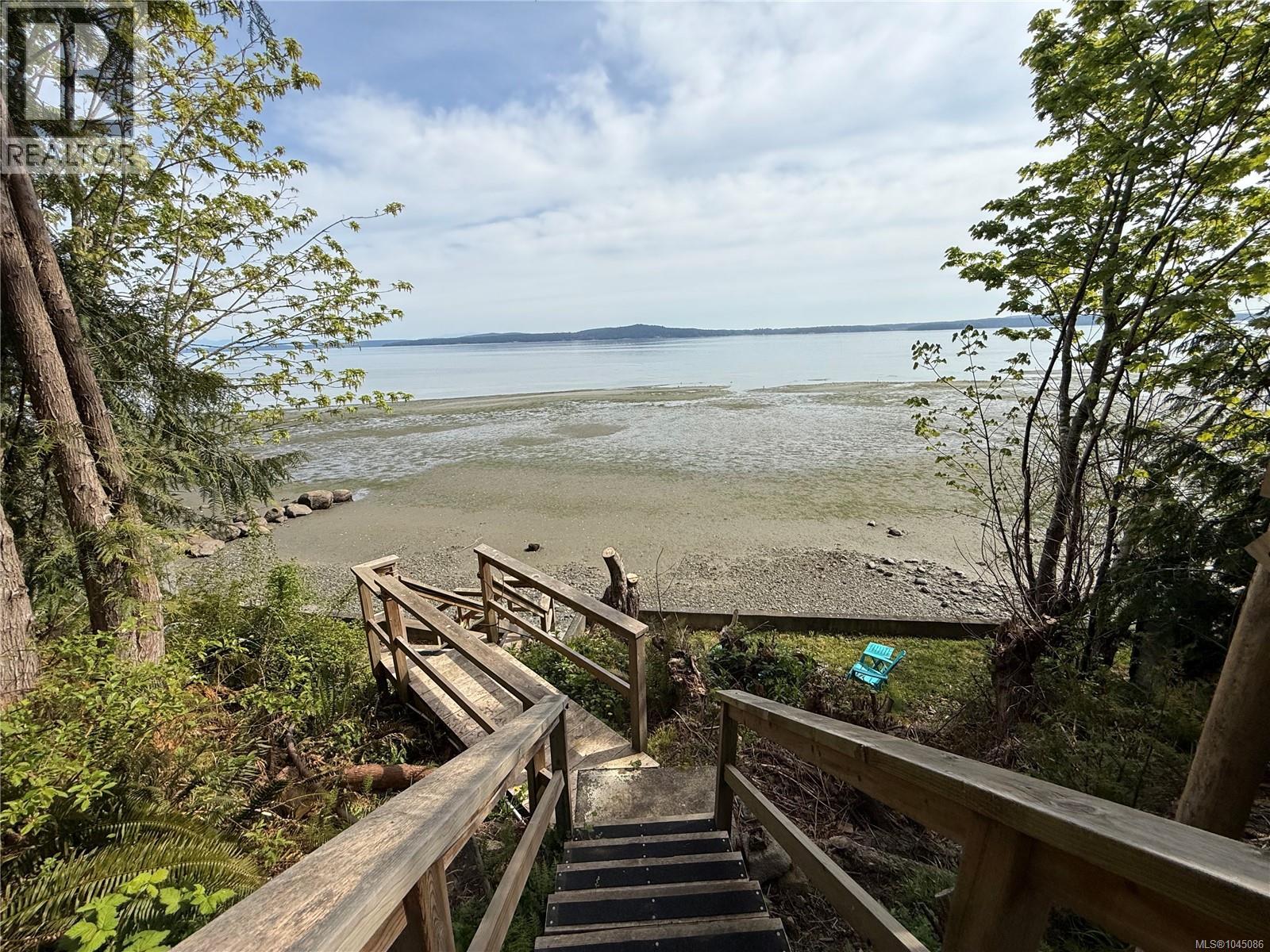 3632 Seaview Cres - 52