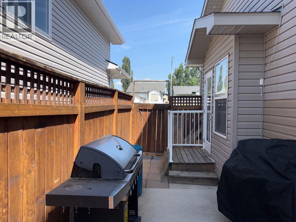 626 Blackfoot Terrace W - Image 4