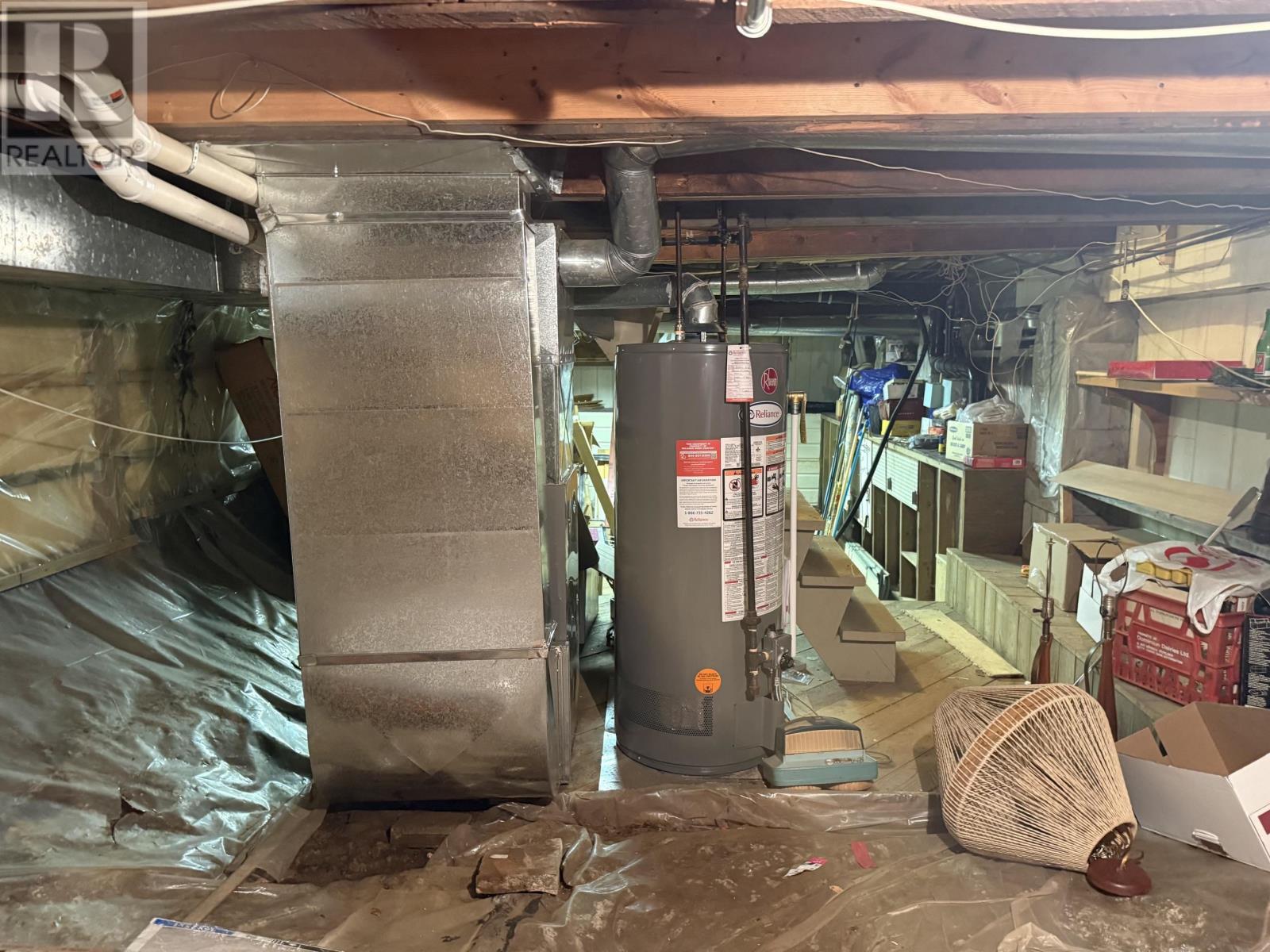 446 Vickers ST N - Image 26