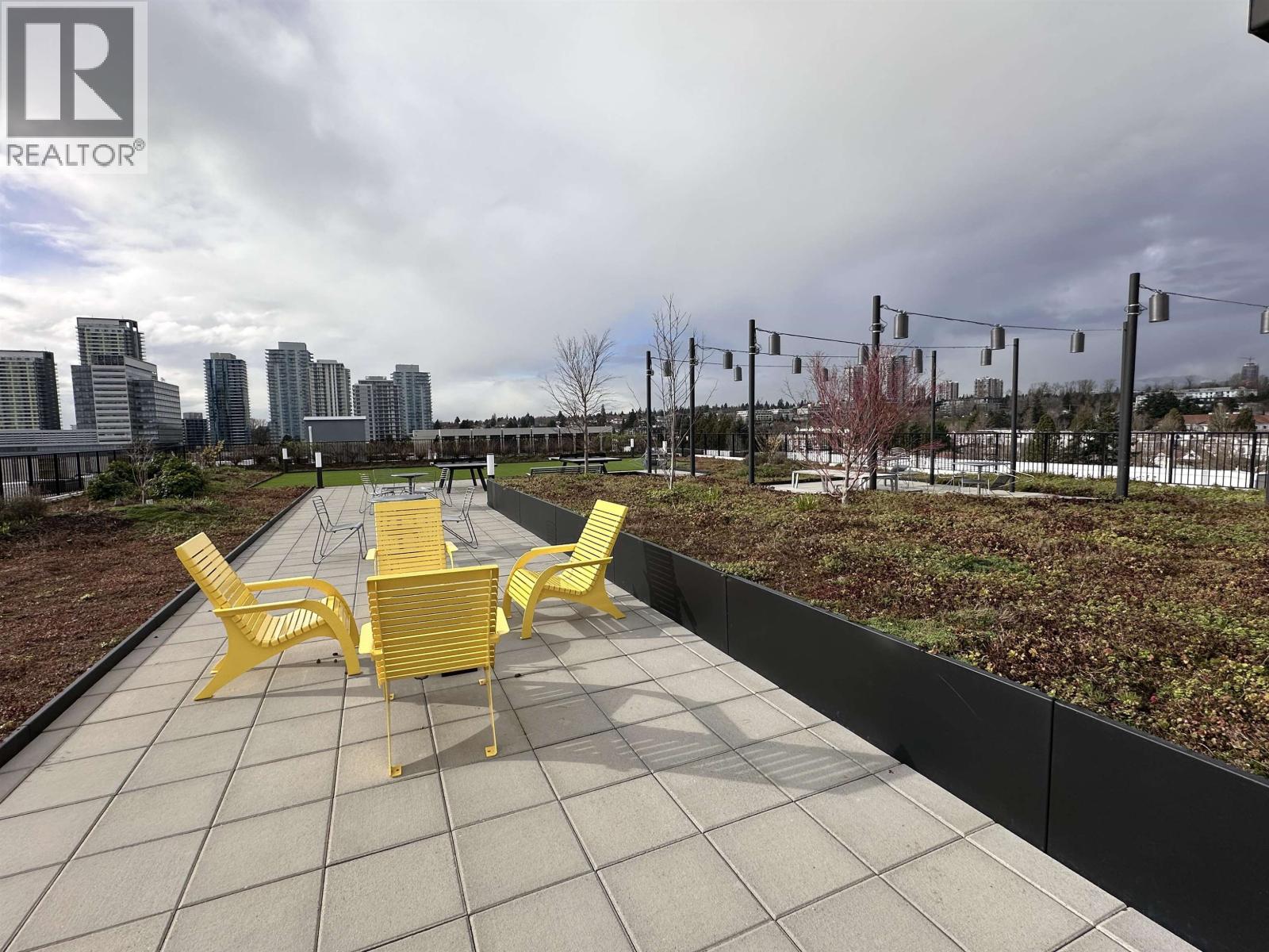 380 8250 MANITOBA STREET, Vancouver - Image 1