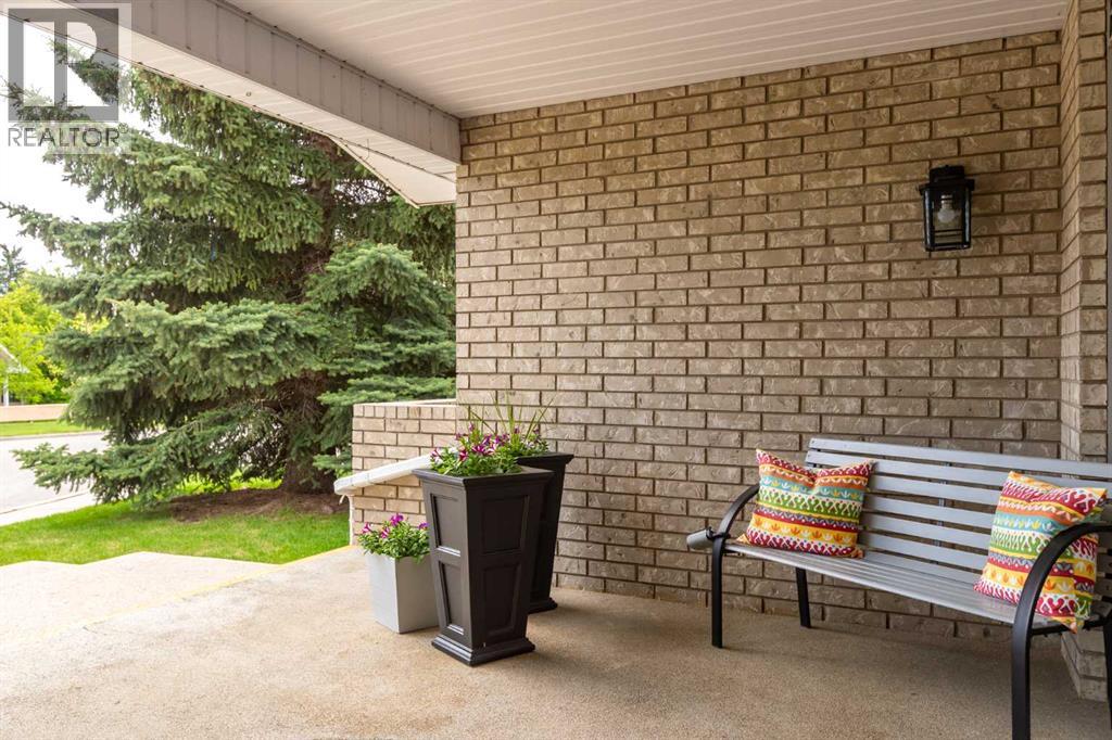 101, 410 7 Street SW, High River — photo 3