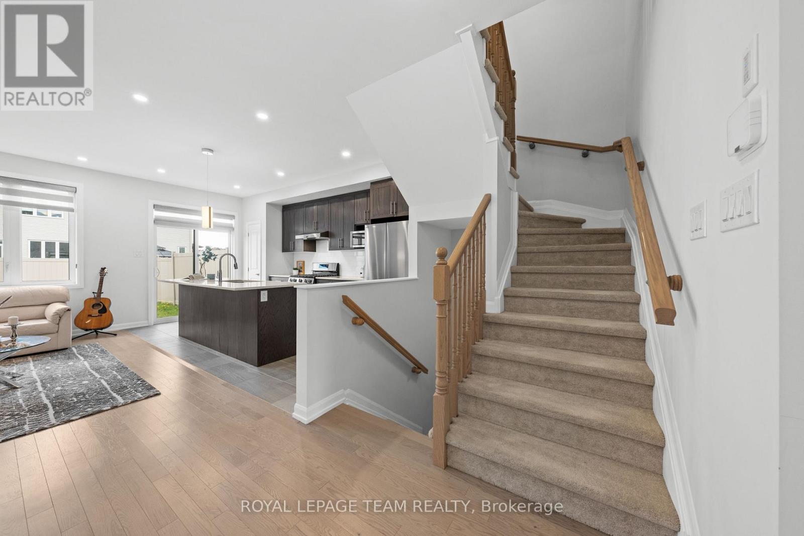 3 Bed, 3 Bath House for Sale in Ottawa – 45 FINGLAS COURT, Ottawa – MLS# X13645624 - Image 32