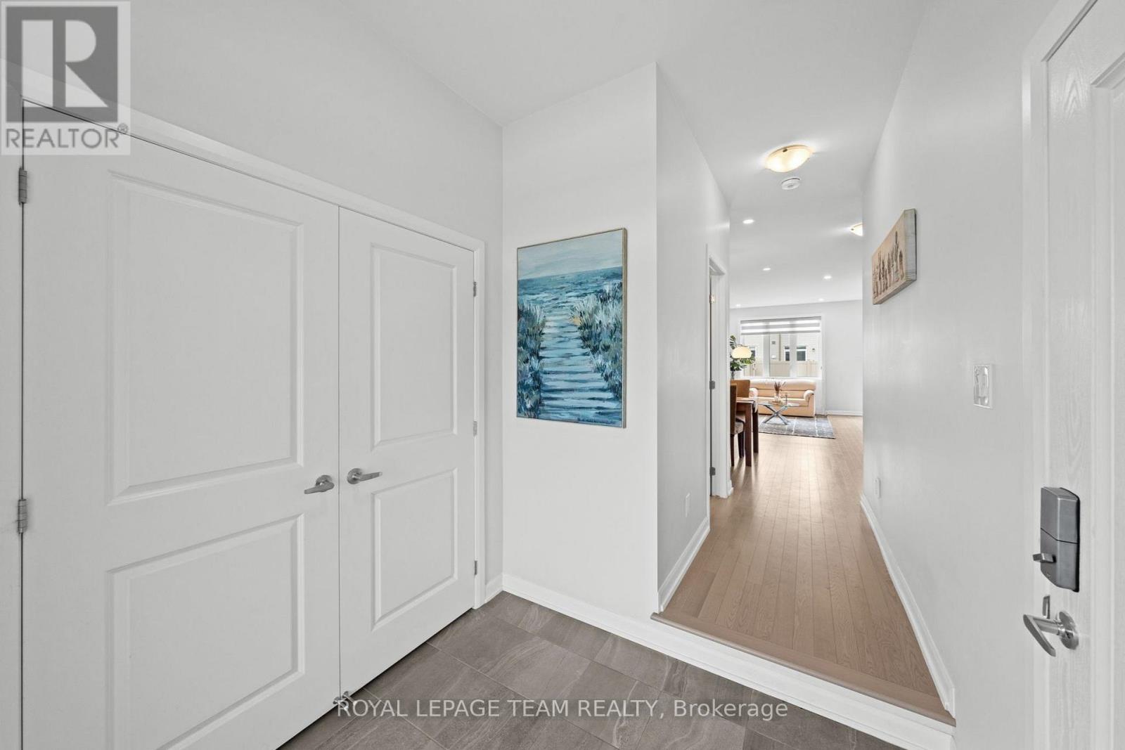 3 Bed, 3 Bath House for Sale in Ottawa – 45 FINGLAS COURT, Ottawa – MLS# X13645624 - Image 6