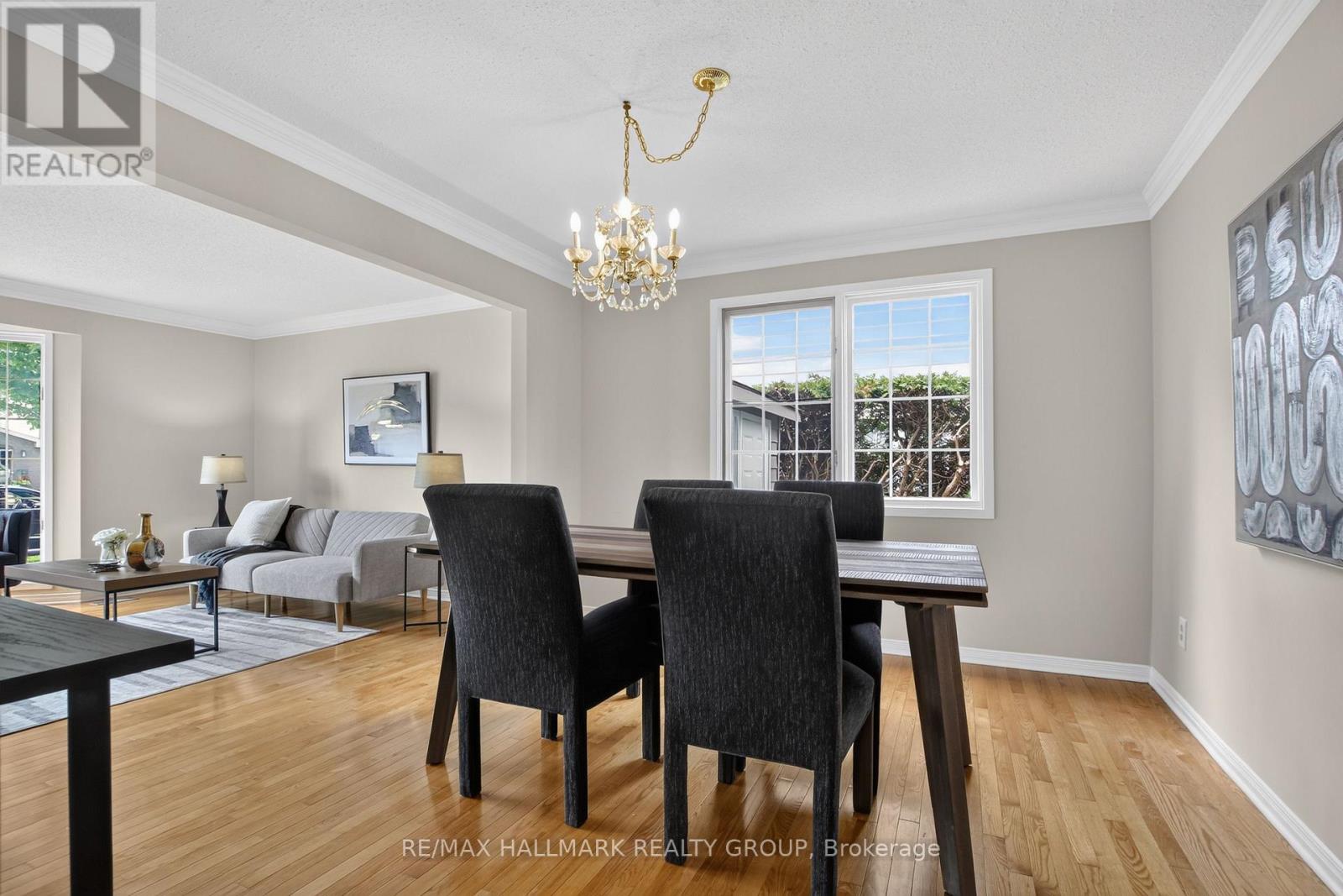 3 Bed, 4 Bath House for Sale in Ottawa – 1125 PLANTE DRIVE, Ottawa – MLS# X13645688 - Image 11