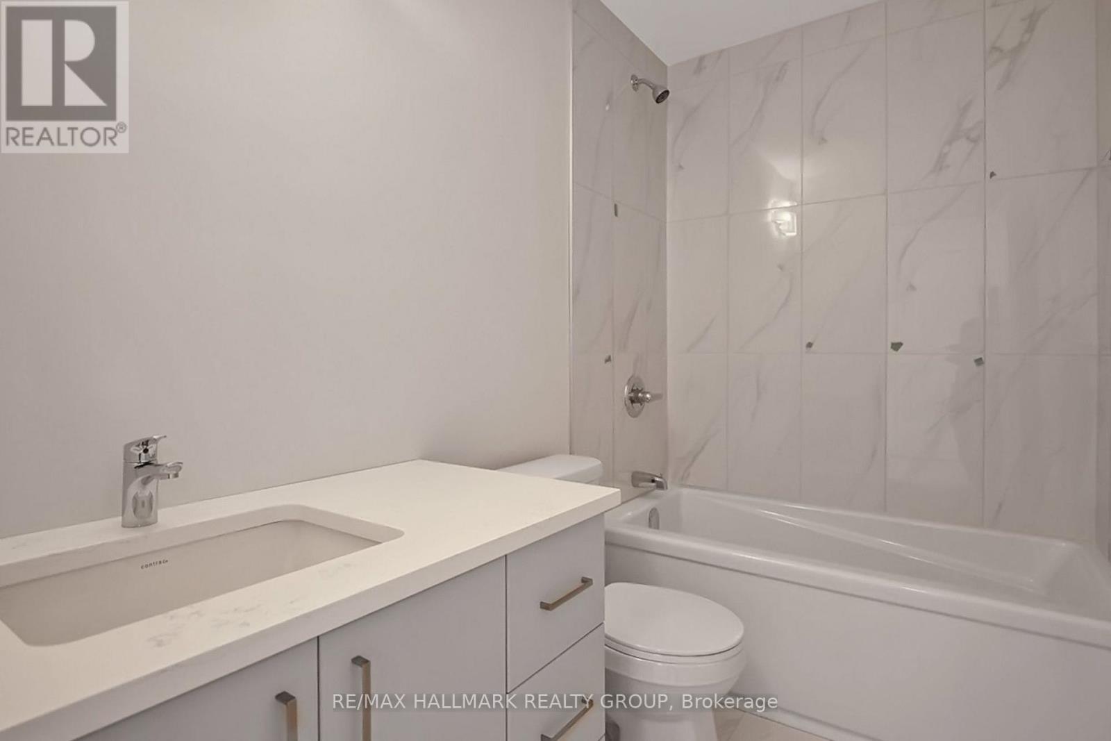 3 Bed, 3 Bath House for Sale in Ottawa – 1922 HAWKER PRIVATE, Ottawa – MLS# X13645702 - Image 15