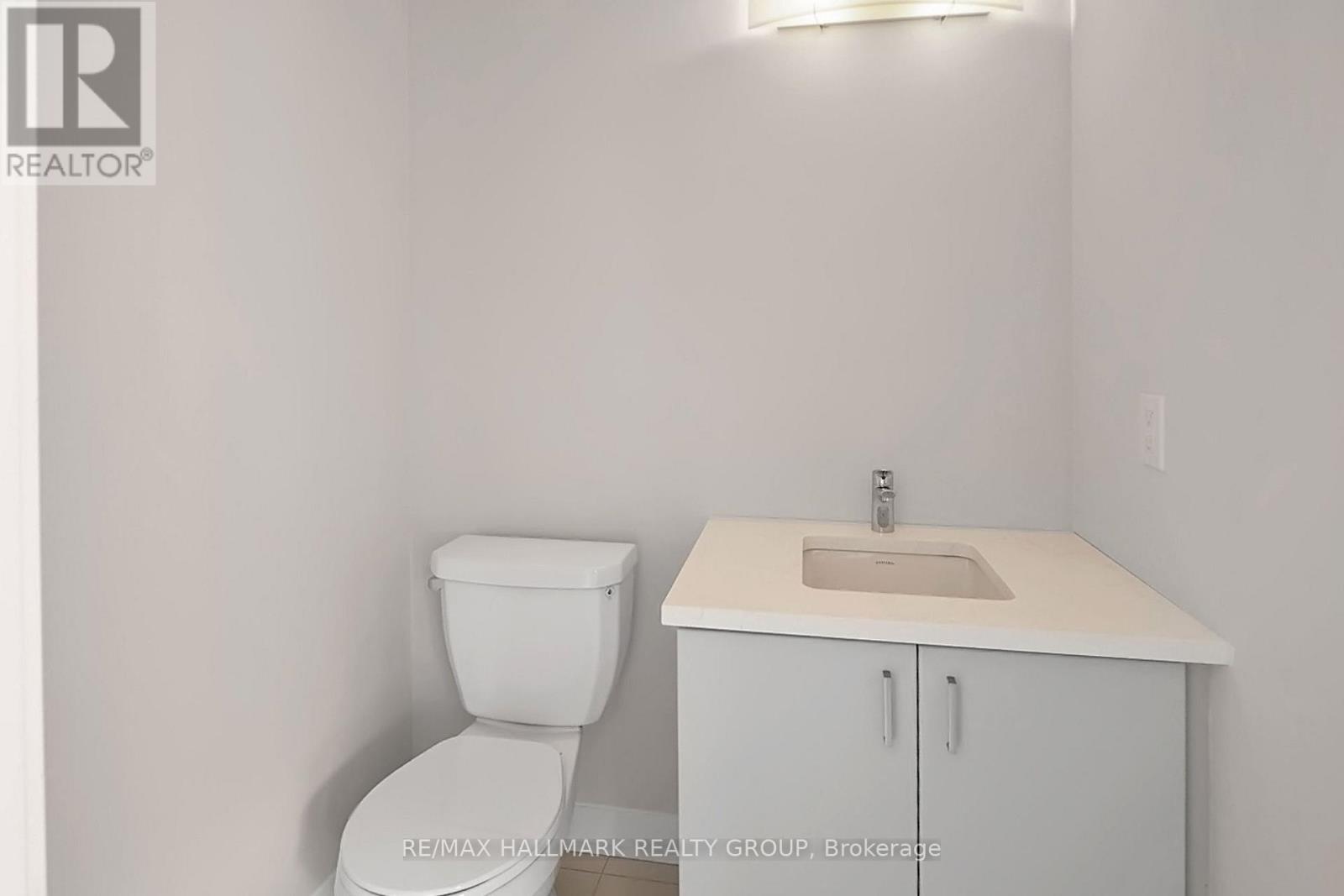 3 Bed, 3 Bath House for Sale in Ottawa – 1922 HAWKER PRIVATE, Ottawa – MLS# X13645702 - Image 9