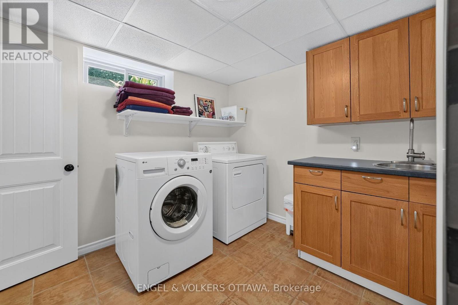 5 Bed, 2 Bath House for Sale in Ottawa – 134 RACHAEL AVENUE, Ottawa – MLS# X13645730 - Image 21