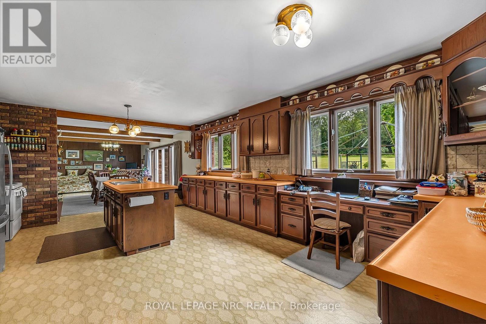 263 WARNER ROAD - 5