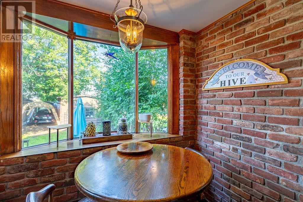 637 Catherine St. - Image 15