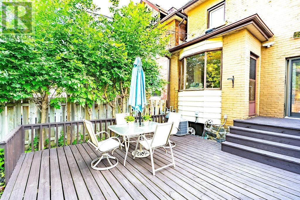 637 Catherine St. - 37