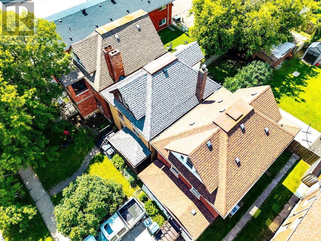 637 Catherine St. - 44