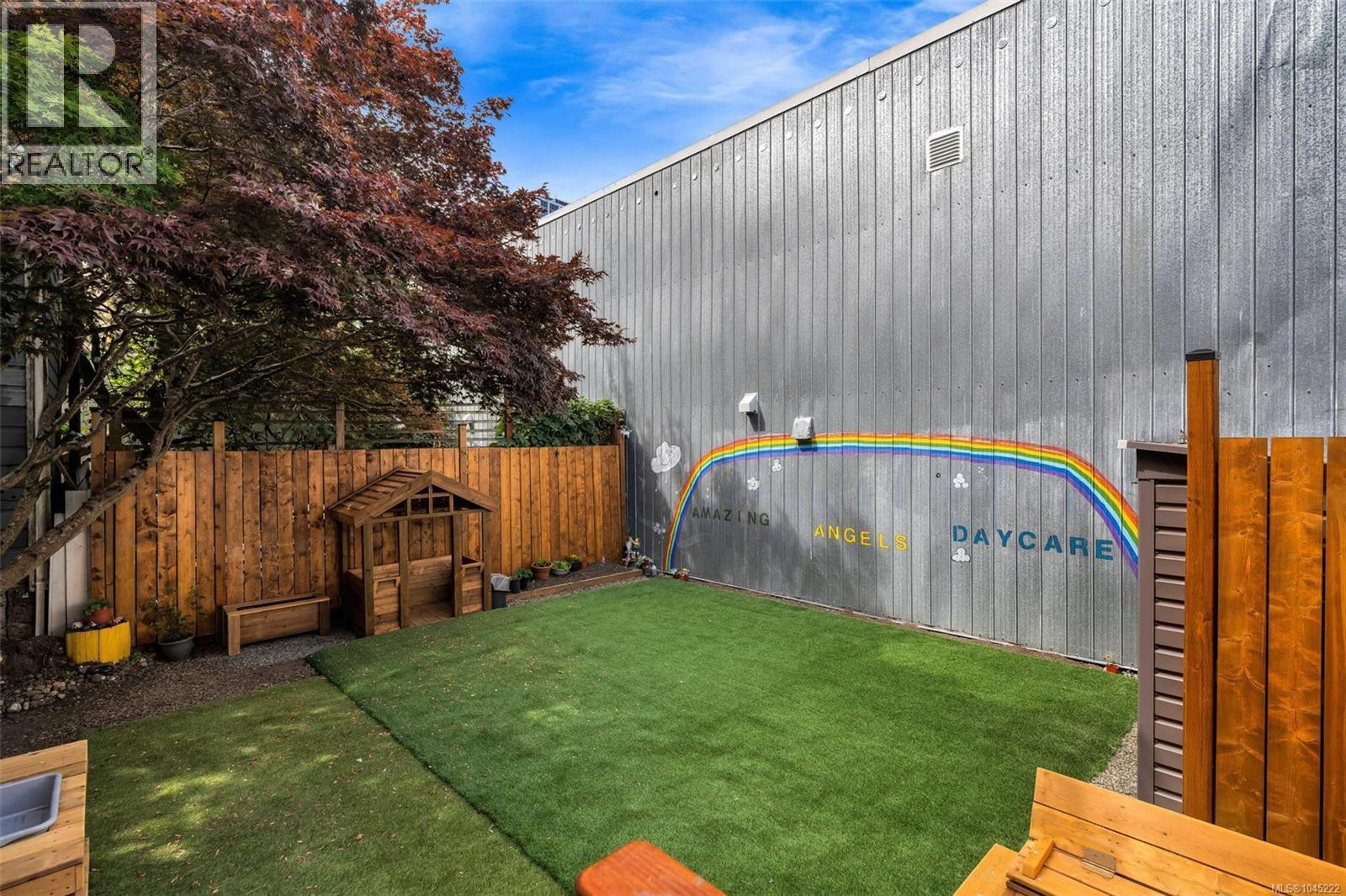  840 Cormorant Street, Victoria