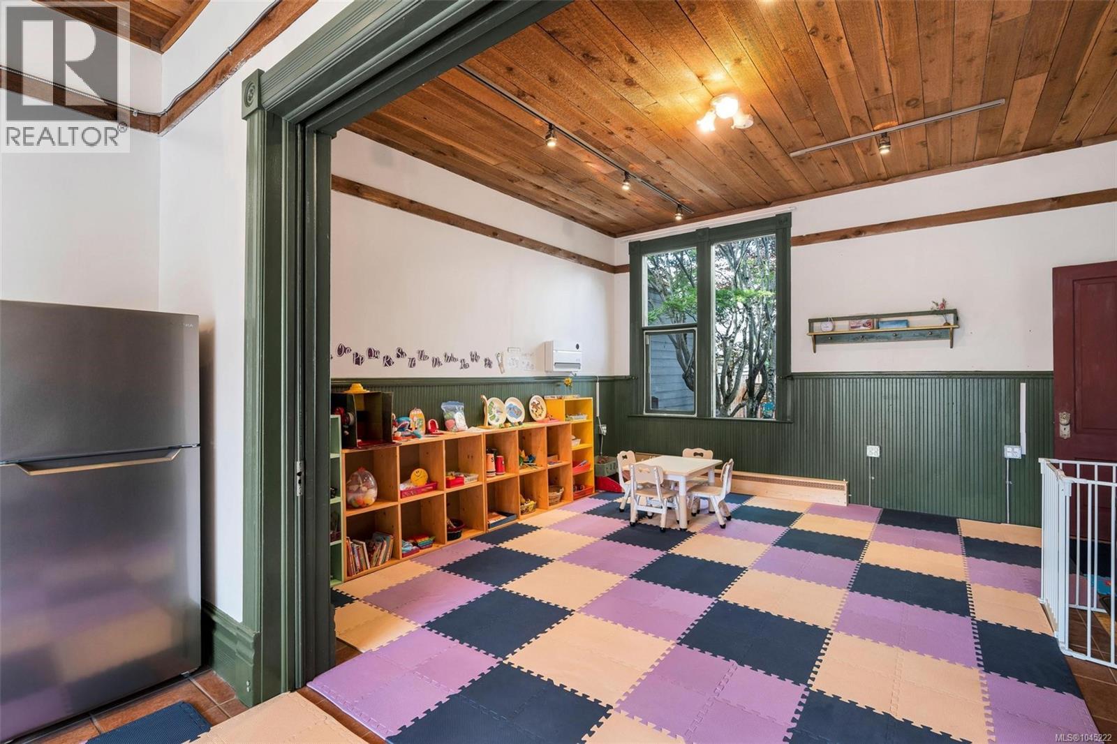  840 Cormorant Street, Victoria