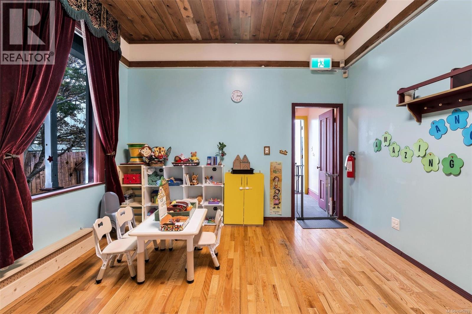  840 Cormorant Street, Victoria