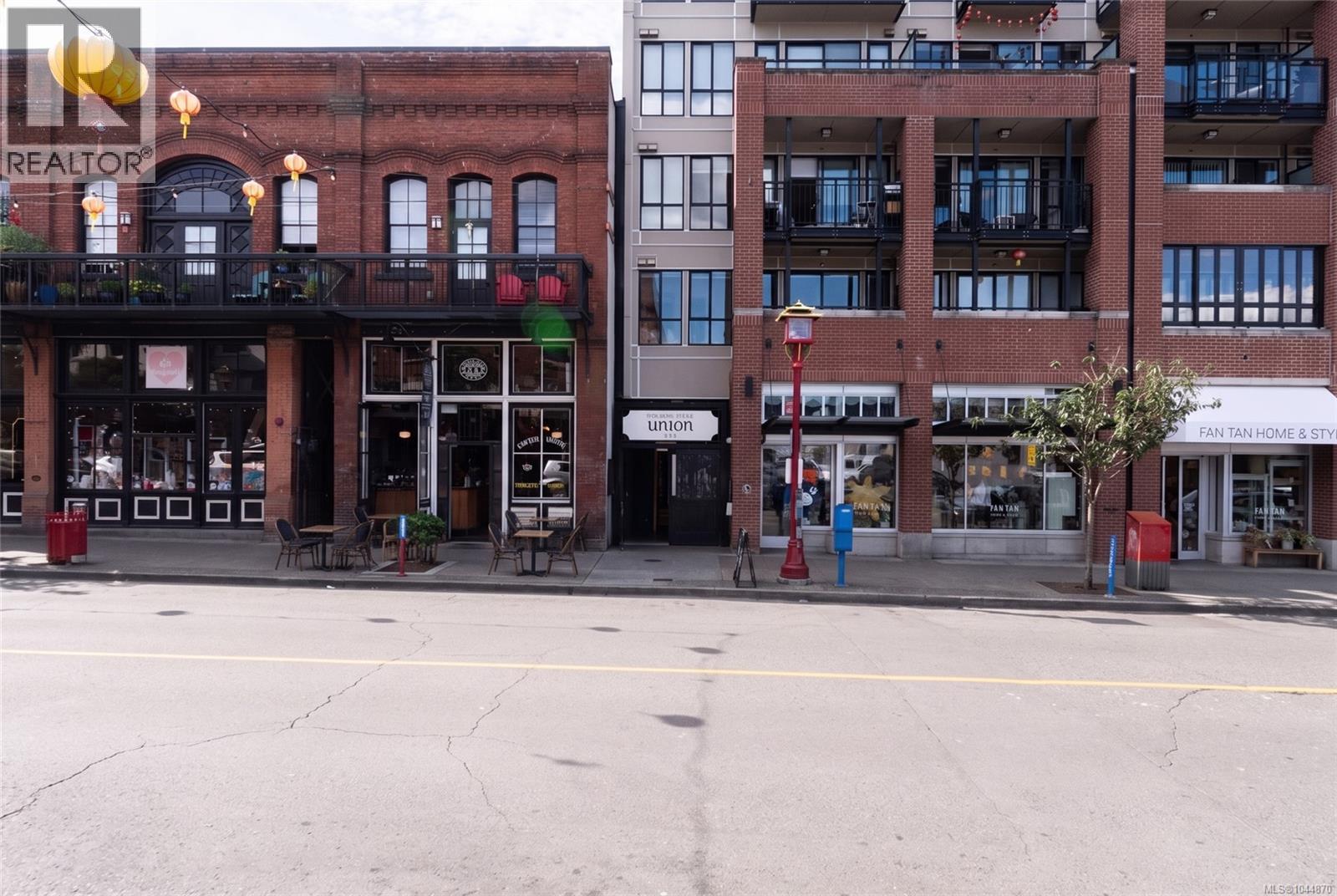 #510 517 Fisgard St - 24