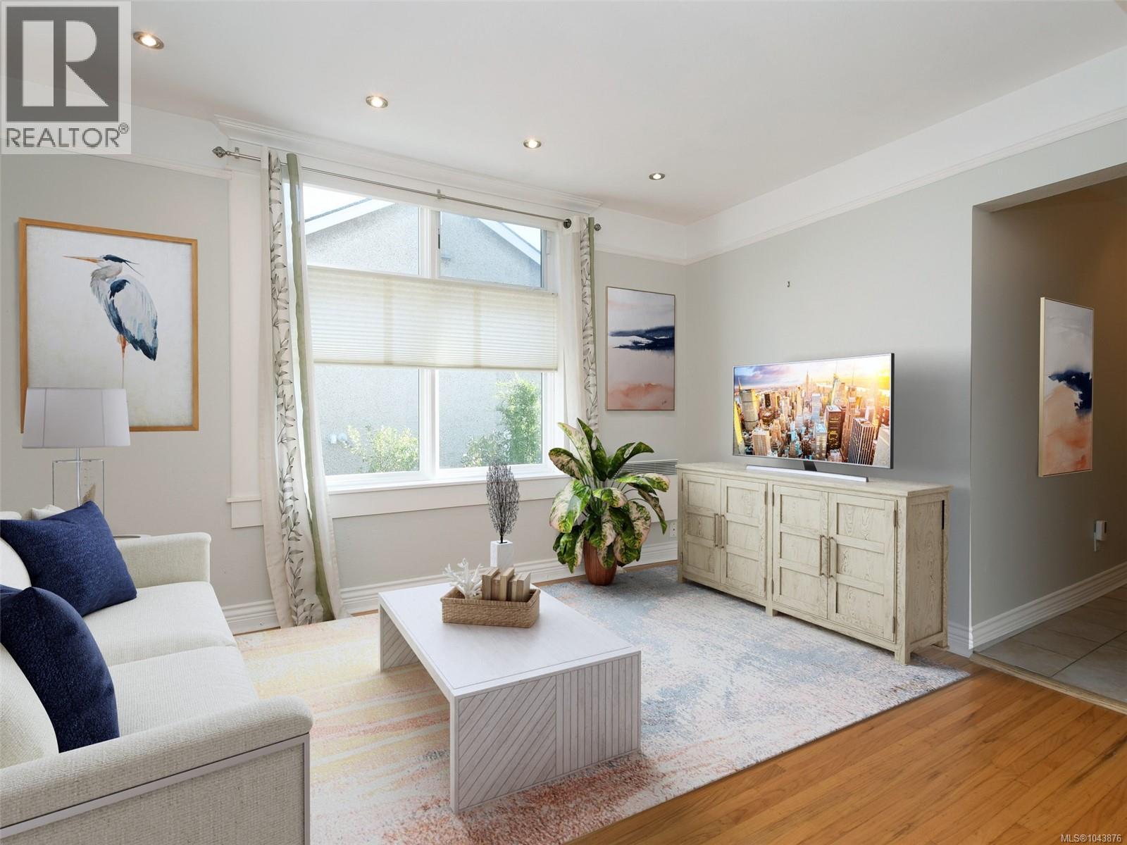 121/123 South Turner St - 6