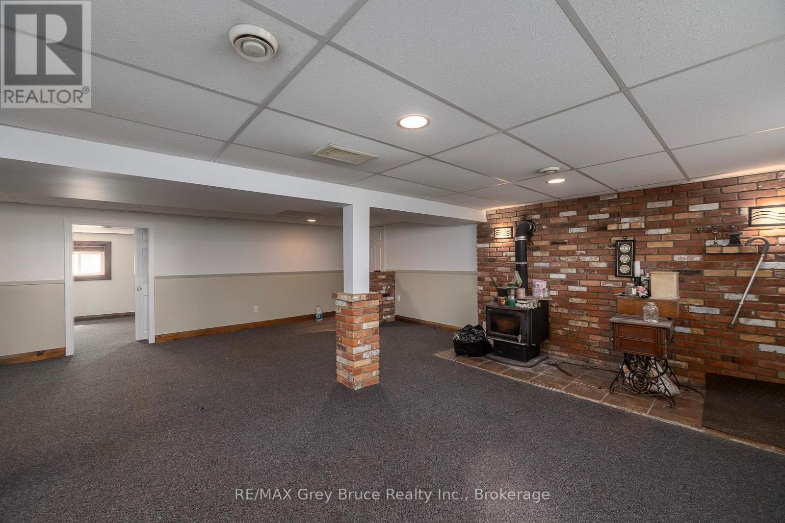105 MAPLE GROVE LANE - Image 22