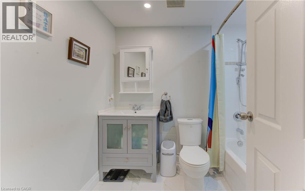 #104 30 BRIDGE Street W - 24