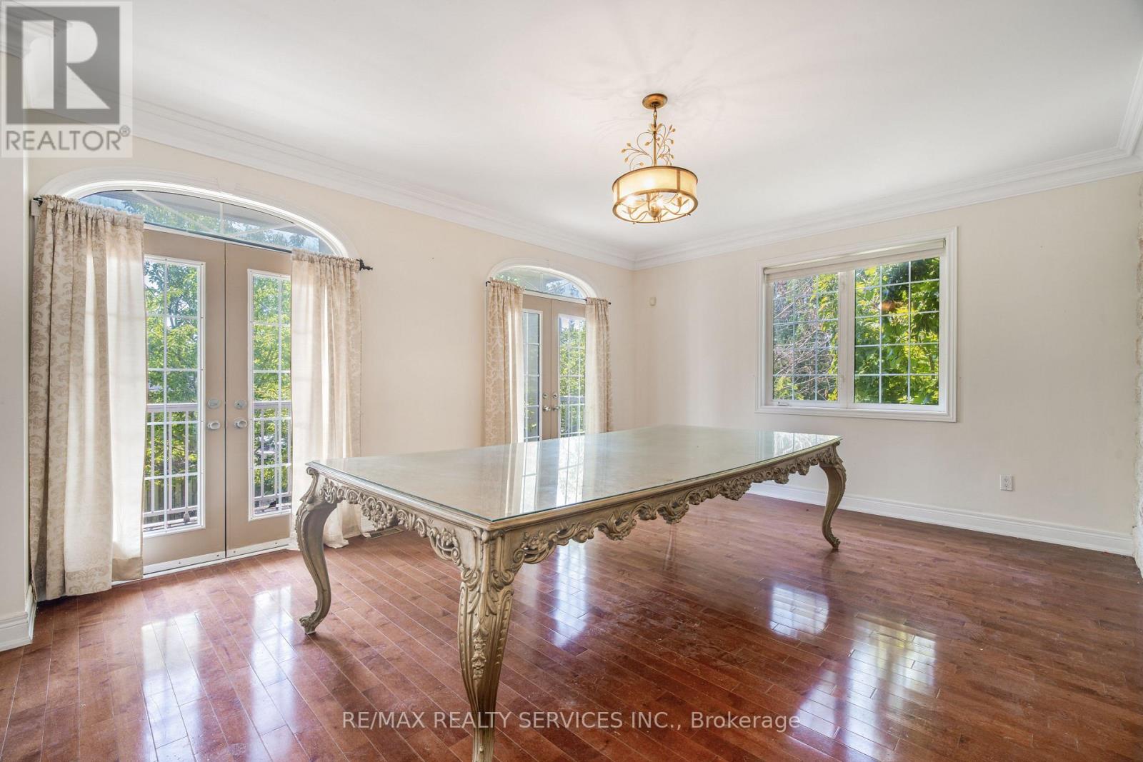135 SPRUCE AVENUE - 17