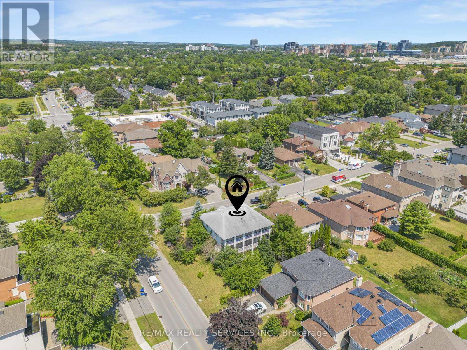 135 SPRUCE AVENUE - 3