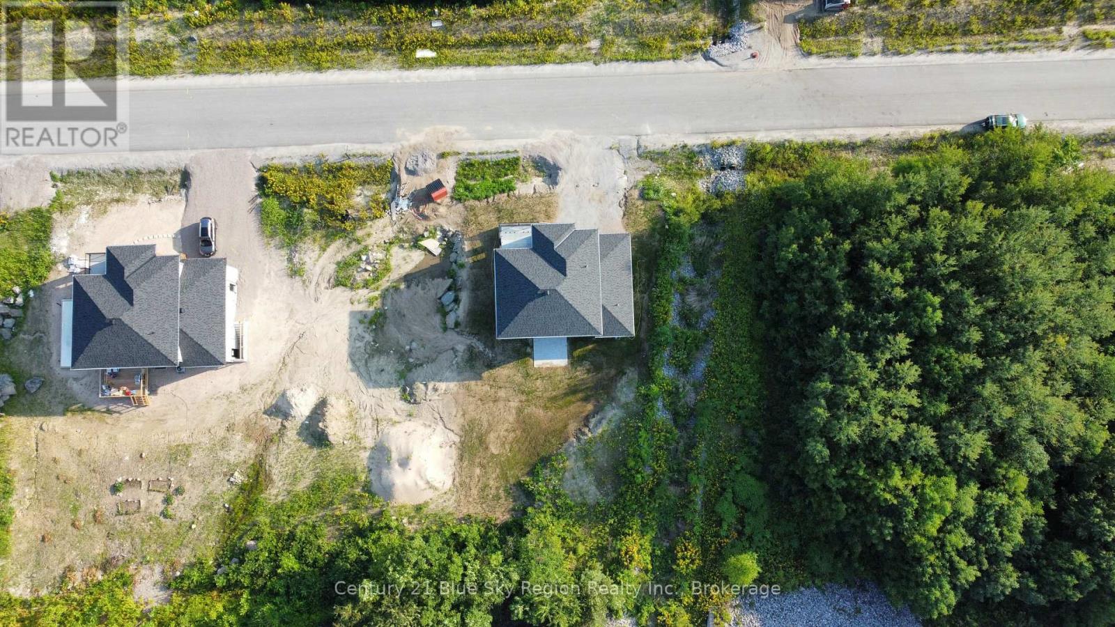79 KENRETA DRIVE - 4