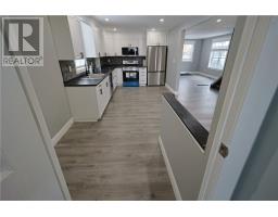 5pc Bathroom - 177 St. George Street, Sudbury, ON P3C2W9 Photo 10