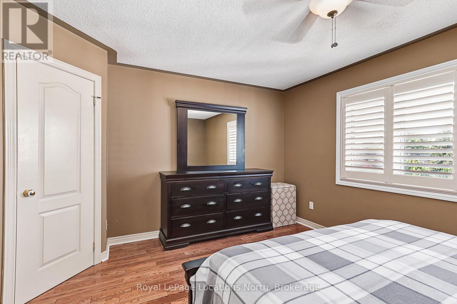 #27 13 RAGLAN STREET - 11