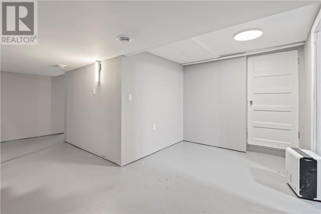 37 Baldwin - Image 40