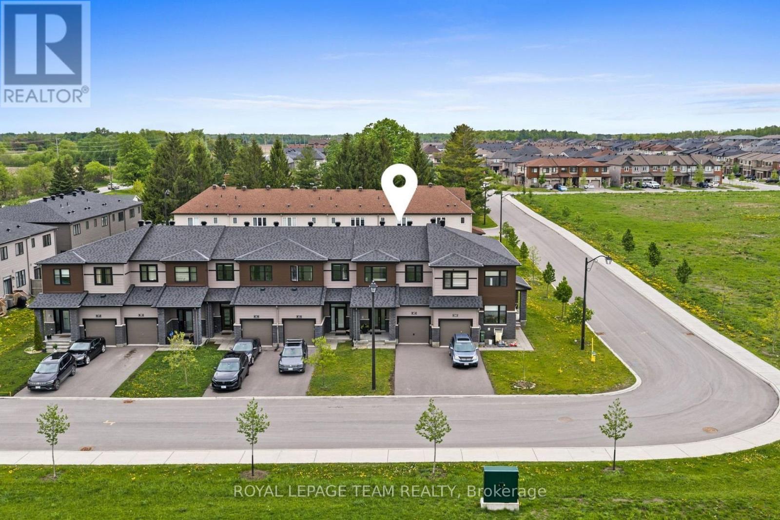 3 Bed, 3 Bath House for Sale in Ottawa – 45 FINGLAS COURT, Ottawa – MLS# X13645624 - Image 38