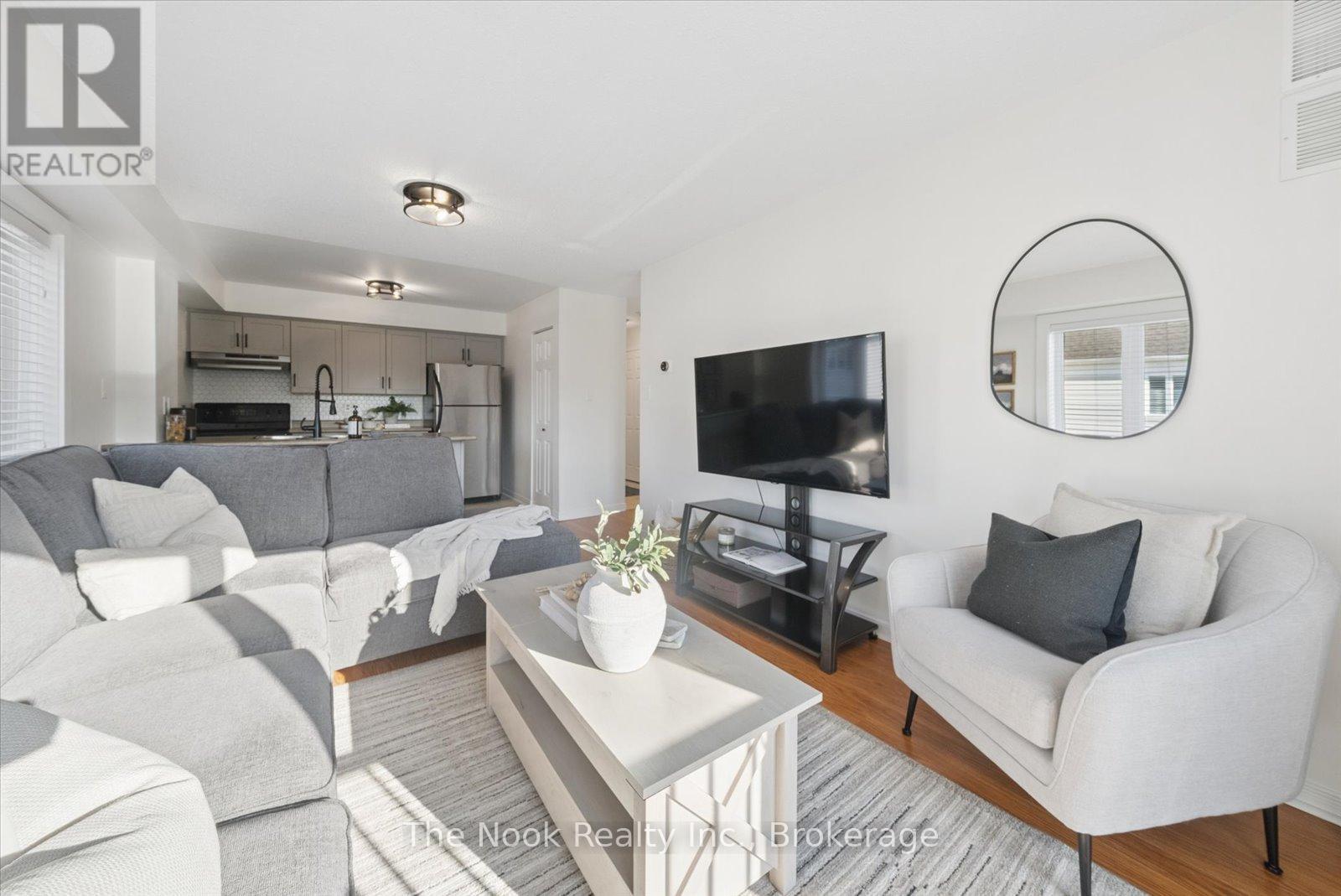 #301 106 ASPEN SPRINGS DRIVE - 4