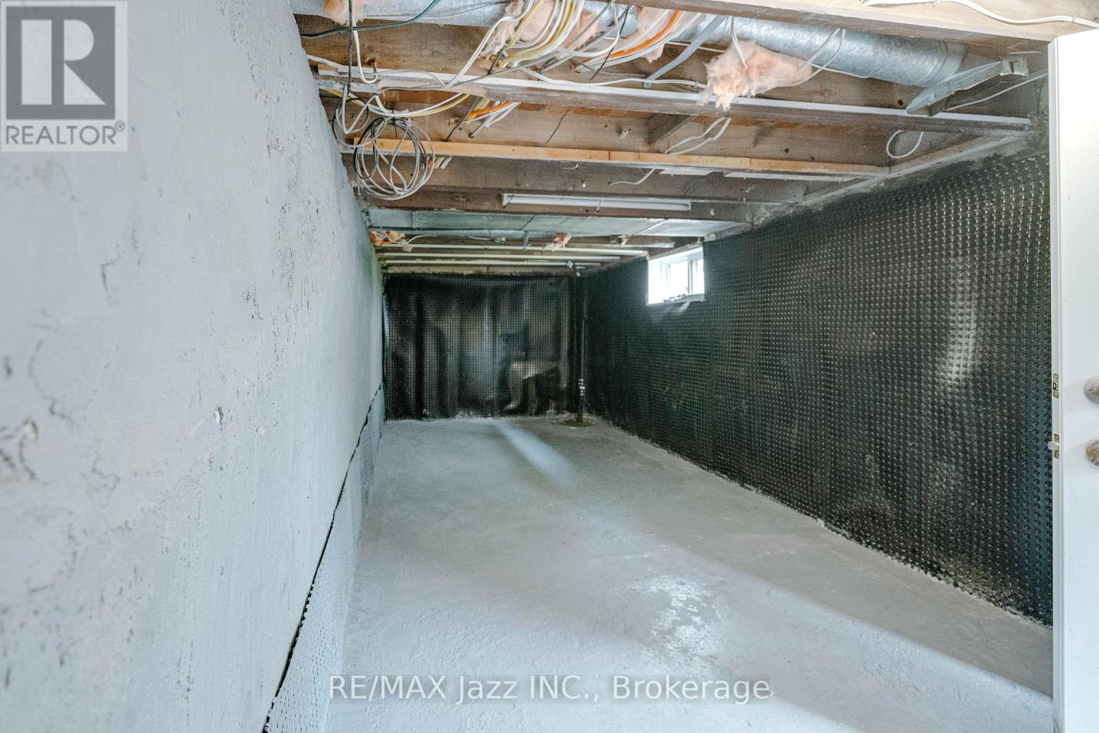 151 BURK STREET - 29