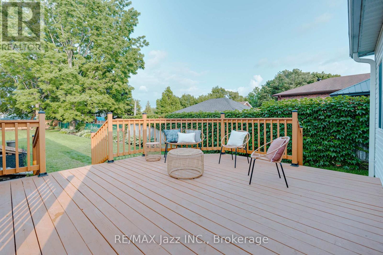 151 BURK STREET - Image 36