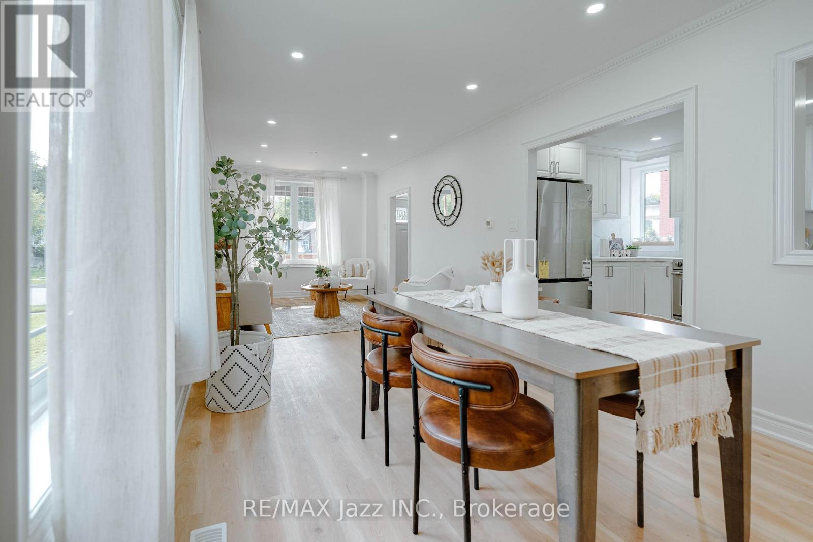 151 BURK STREET - 7