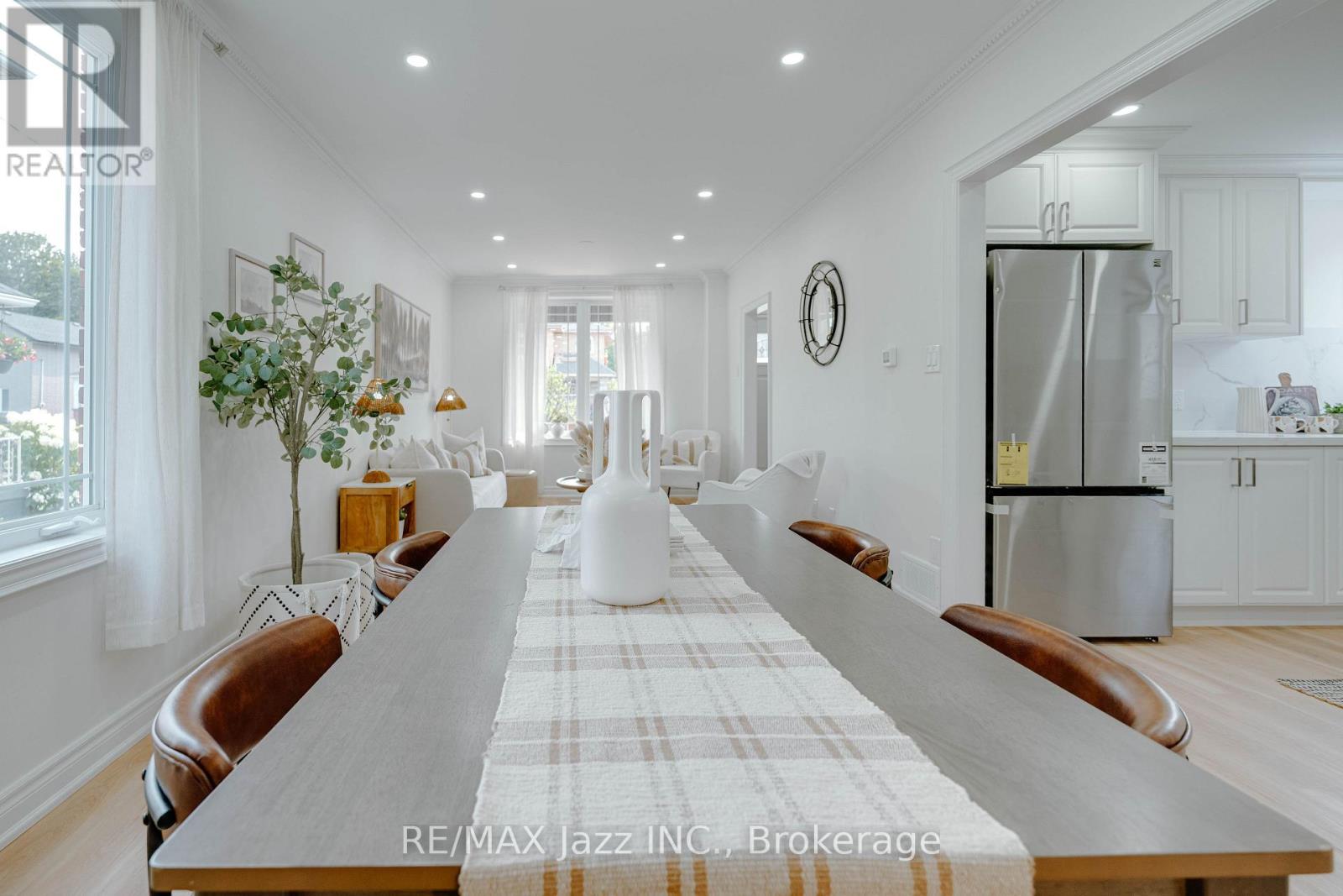 151 BURK STREET - 8