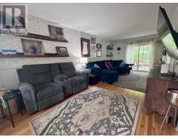 66 East Valley Road thumbnail 2