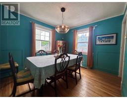66 East Valley Road thumbnail 9
