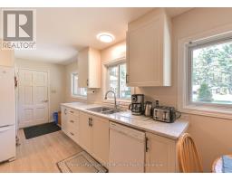 180 Lofty Pines Crescent, Gravenhurst), ON P1P1M6 Photo 45