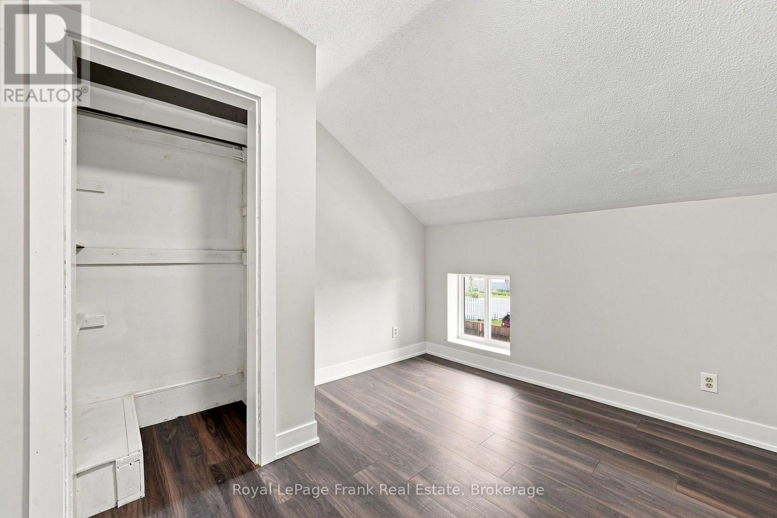 25 MILL STREET - 21