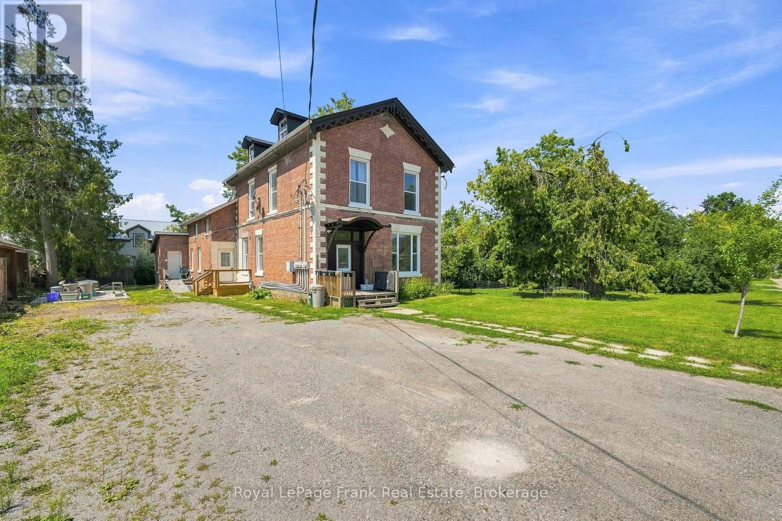 25 MILL STREET - 3