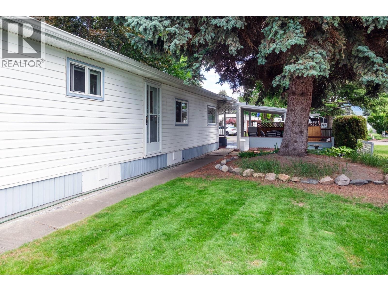 96 3535 Casorso Road, Kelowna