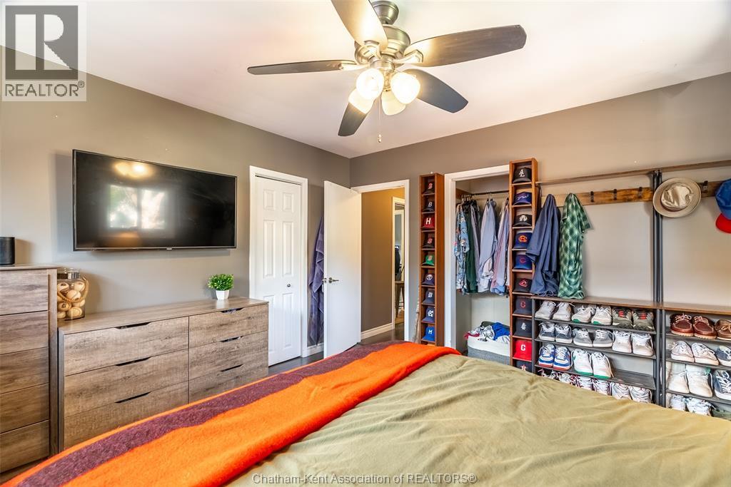 71 McFarlane AVENUE - 17