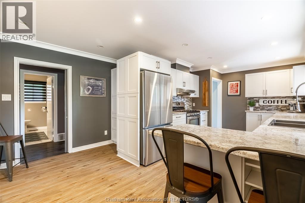 71 McFarlane AVENUE - 8