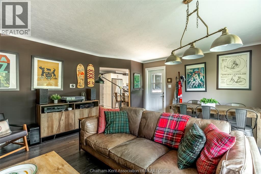 71 McFarlane AVENUE - 6