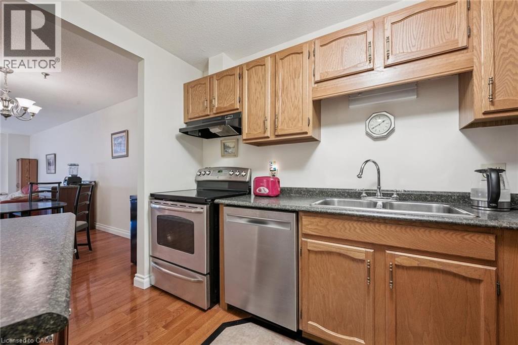 #216 1009 QUEENSTON Road - 7