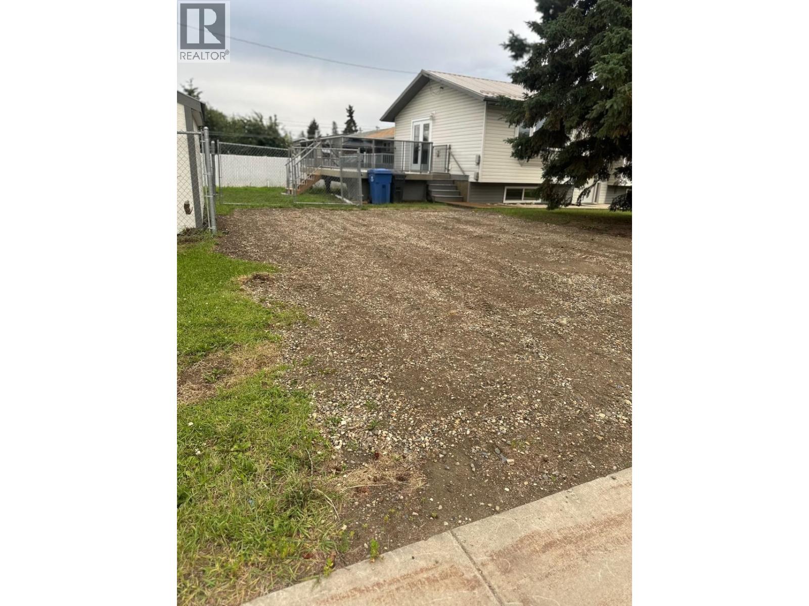 9015 91 AVENUE - 26
