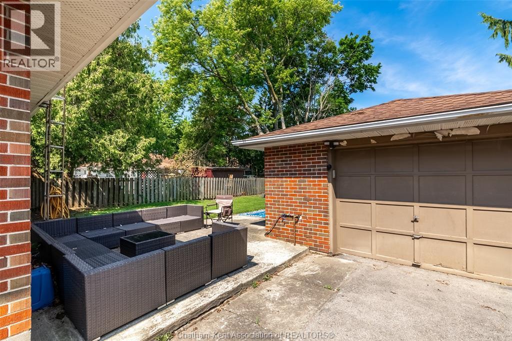 71 McFarlane AVENUE - 27