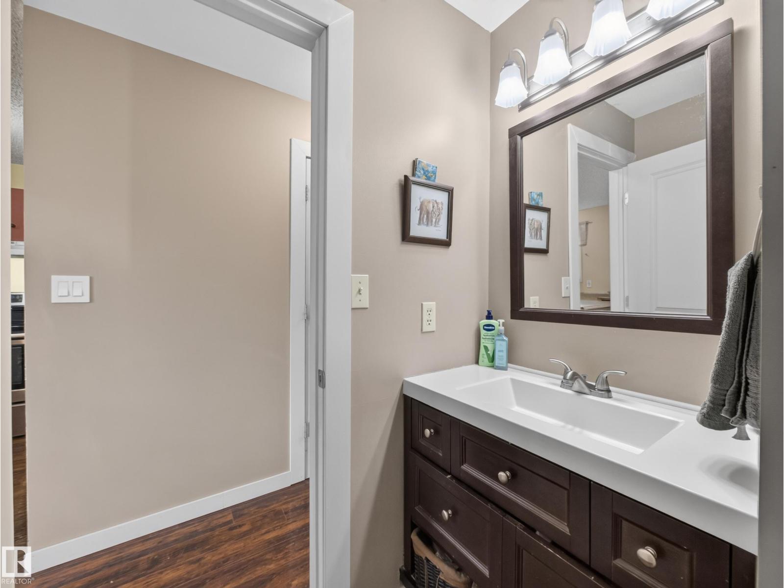 3503 42A AV NW - Image 22