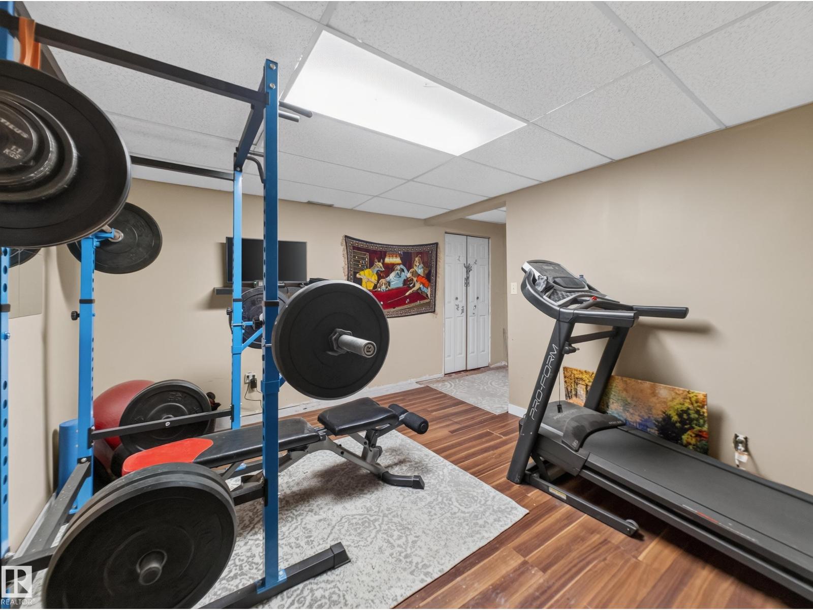 3503 42A AV NW - Image 45